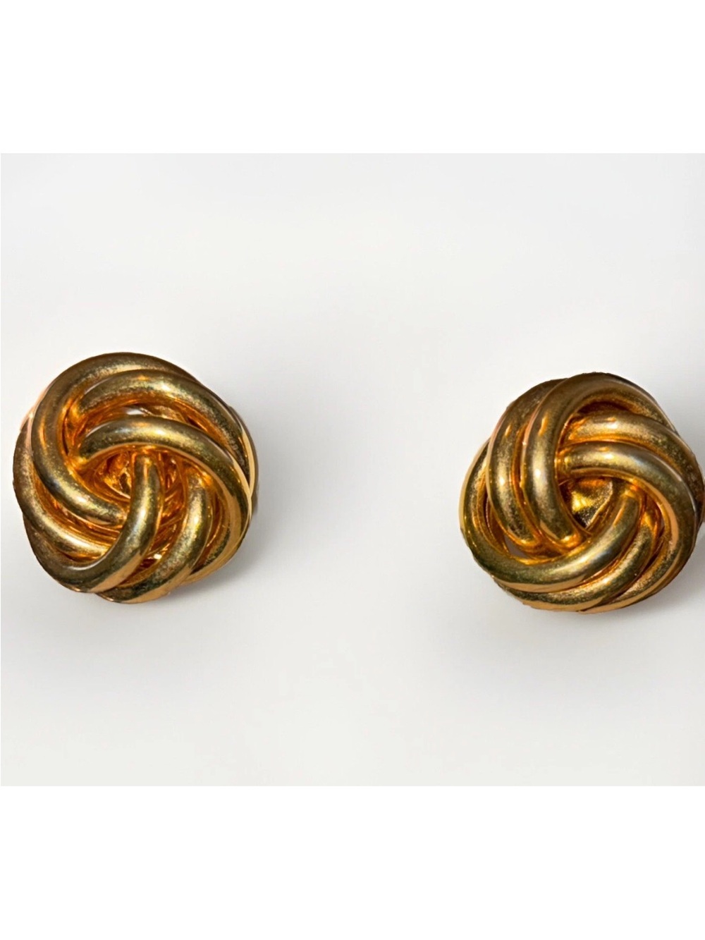 Classic vintage Gold Knot Stud Earrings